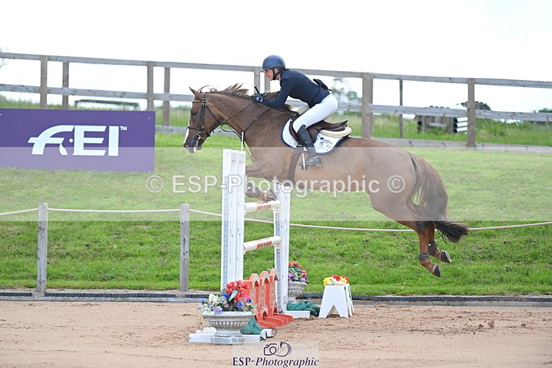 230721A-103619-05380 - Cls 6, 2 Star Medium 1.35m