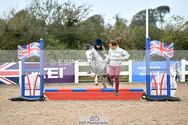 241013B-103957-00423 - Cls 2c 40cm Lead Rein