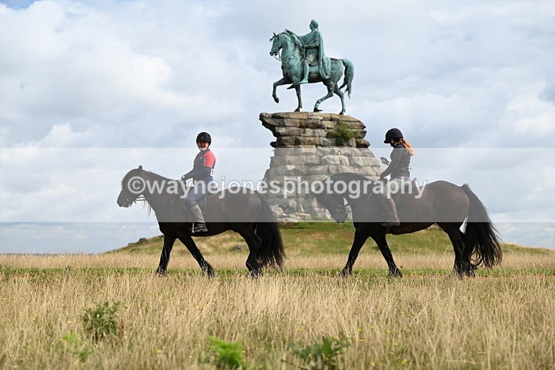 DSC_4123 - Time at Statue 09:50 to 11:09