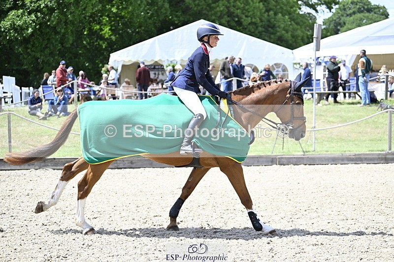 250525A-132107-17697 - Presentations Section B CCI 3 Star Long