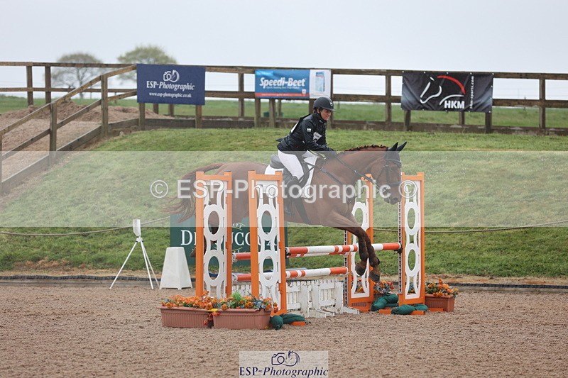 250418-095017-00535 - 065-Amy.Tough-FLYING.ORANGE