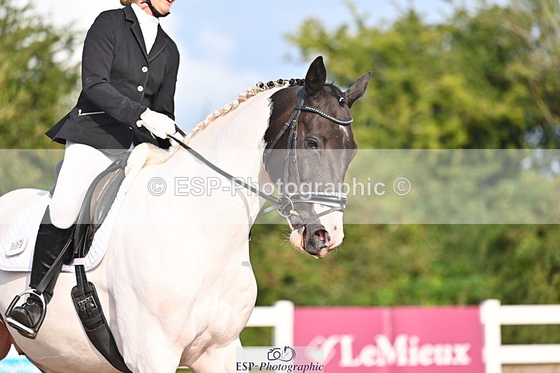 240817A-091049-06529 - 109-Michelle.Head-Alvescot.Winning.Mood