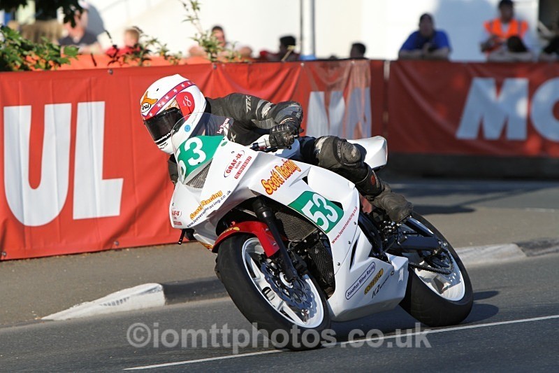  - Saturday Practice Newcomers/Supertwins
