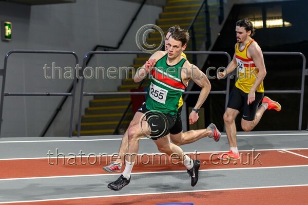 SenInd26-917426 - Track Male Set One