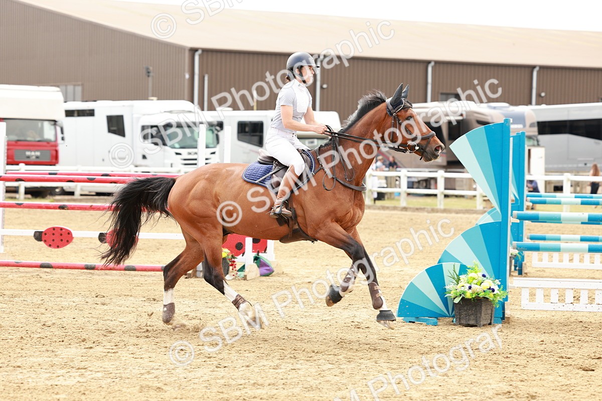SBM_016847 - Class 20 - Senior Newcomers - 1.10m