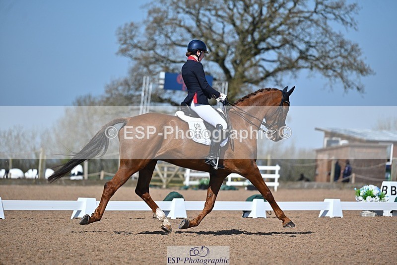 250405-104849-10034 - 120-Isabella.Caldwell-Don.Geniro