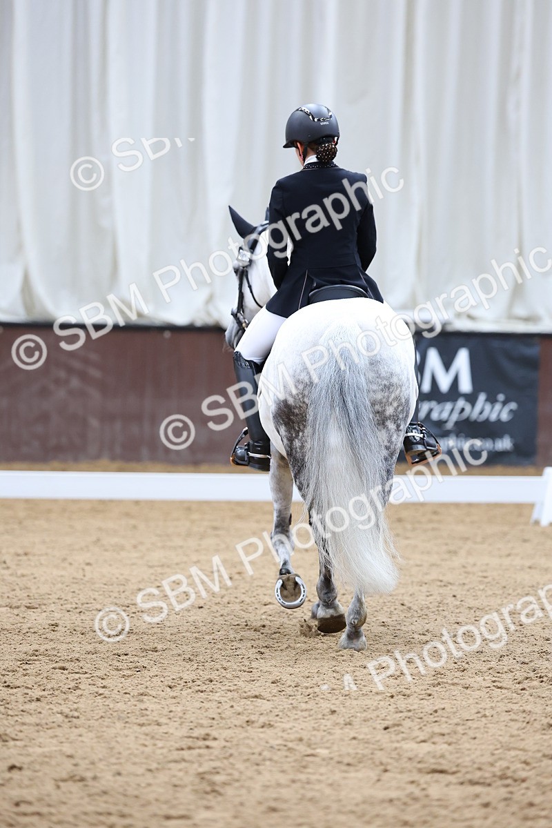 SBM_016507 - Class 16 - Novice FSM - 11.50-12.38