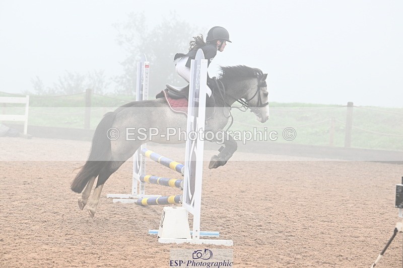 240907A-090551-00019 - Cls 1 Pony Intro 70cm