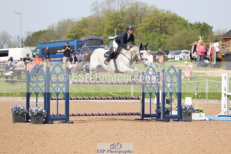 240511A-143024-14324 - Cls 36 National 1.30m Open