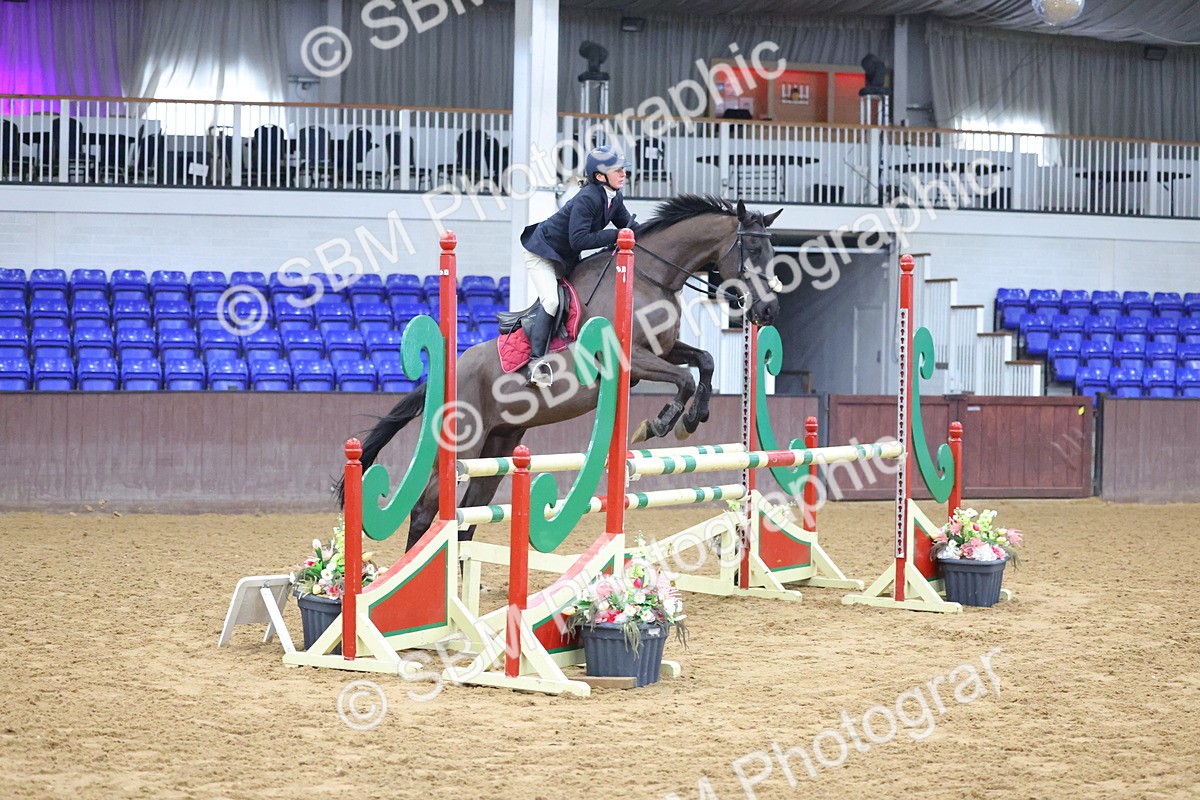 SBM_008316 - Class 21 - Nupafeed Supplements Senior Discovery/ 1m Open - First Round (1.00m)