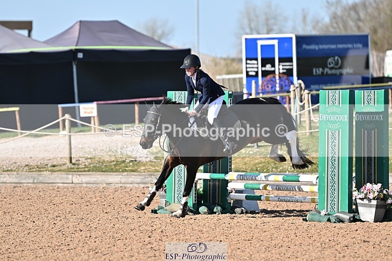 250401-162534-00080 - 60cm classes