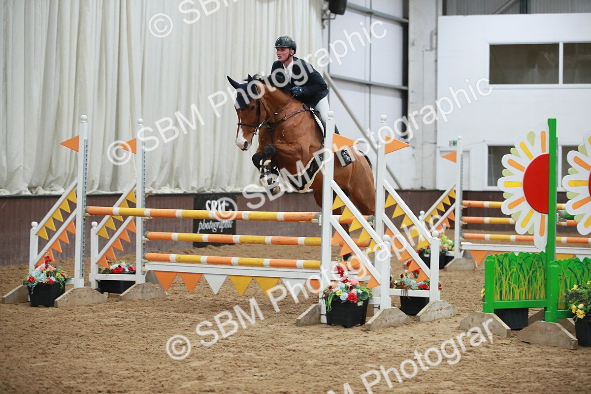 SBM_001091 - Class 4 - Senior Newcomers - 1.10m Open