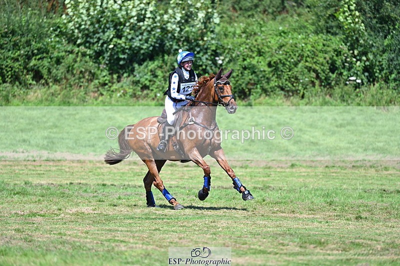 240811A-131925-03761 - 129