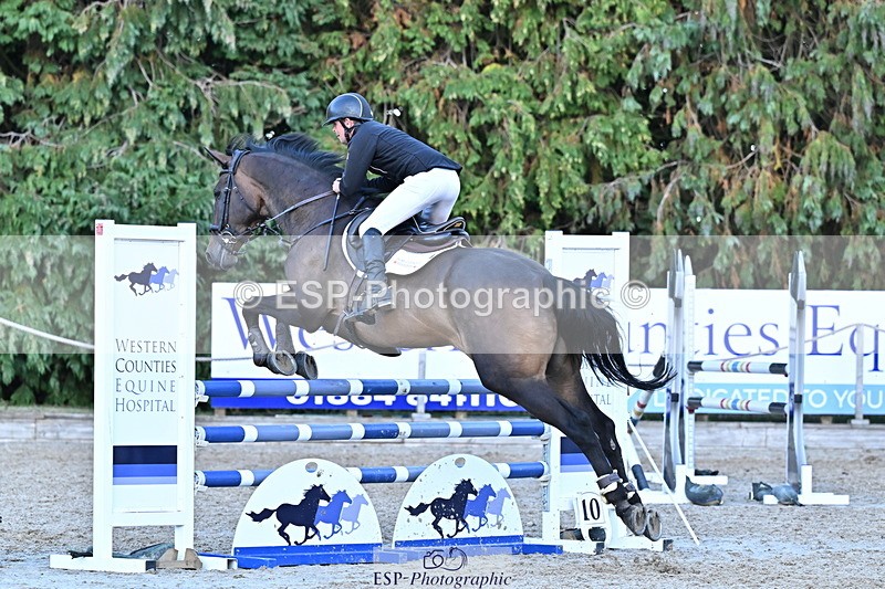 250829A-192133-03745 - Cls 12 1.05m Amateur Quali and Open