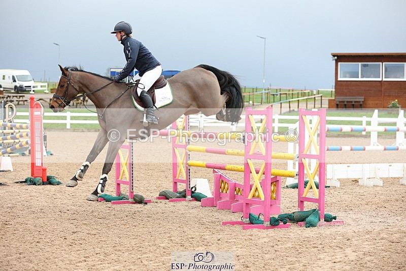 240223A-150905-02166 - Cls 6 Foxhunter and 1.20m Open