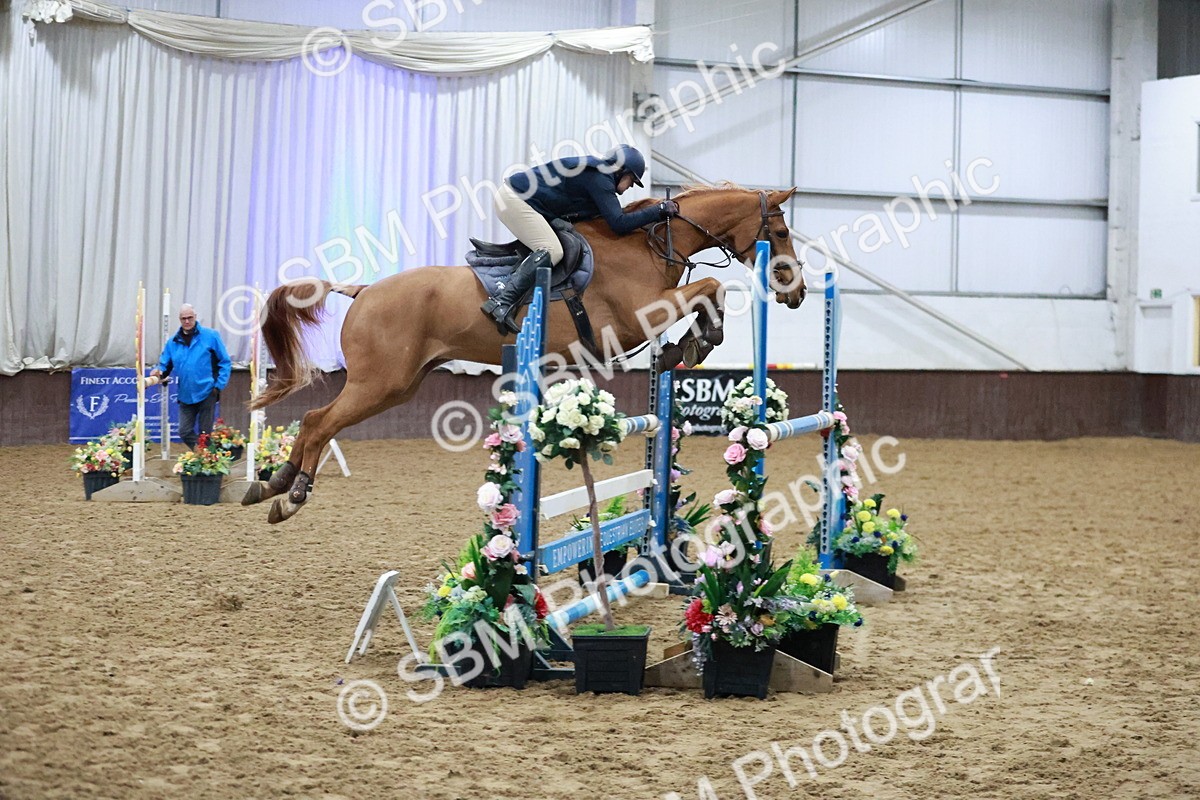 SBM_004665 - Class 17 - Senior Newcomers - 1.10m