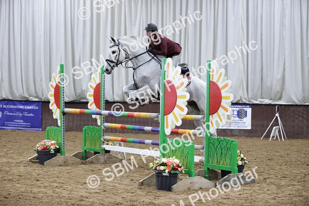 SBM_001387 - Class 4 - Senior Newcomers/ 1.10m Open