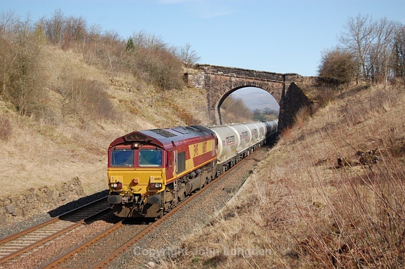 14.4.10 66107 6M00 Mossend - Clitheroe, Soulby Road Bridge - Soulby Road Bridge