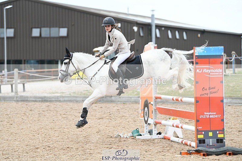 250807-134554-01321 - 90cm Round 2