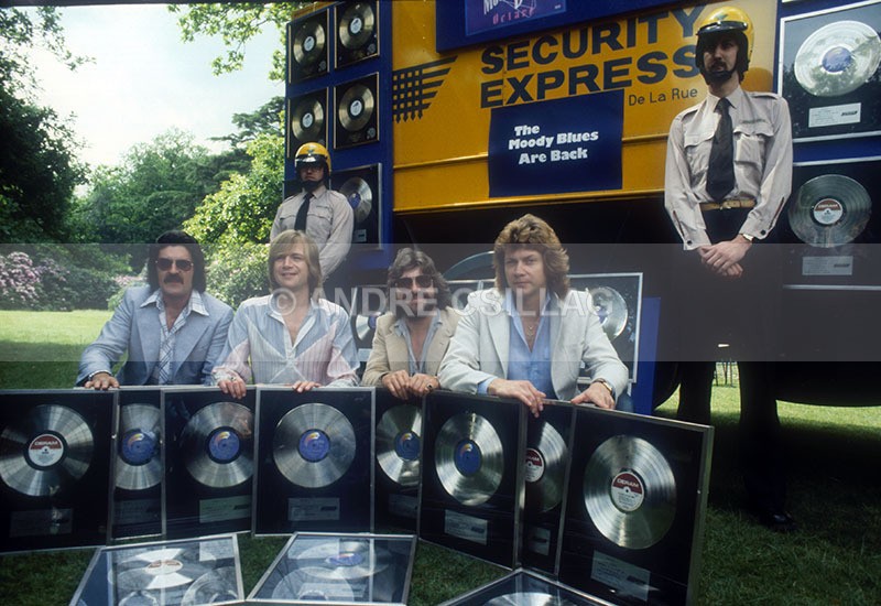 THE MOODY BLUES - M..