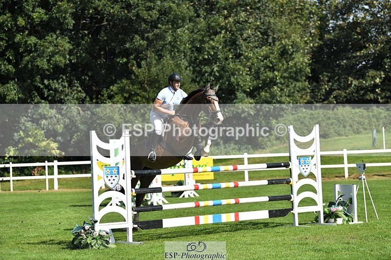230908-115242-01219 - Cls 2 Snr Foxhunter & 1.20m Open