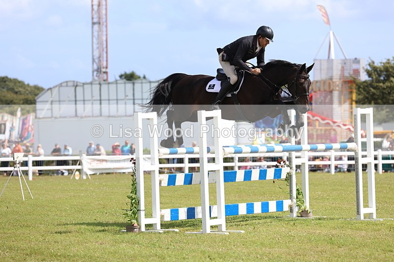 3E7A3102 - Class A: Showjumping Senior Open 1.25