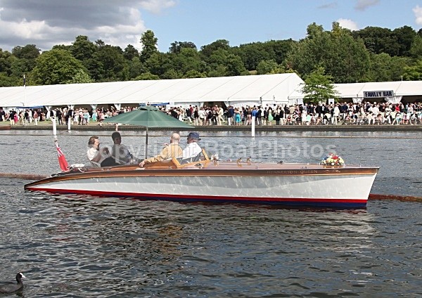 090703 HENNERTON QUEEN IMG_7144 - HENLEY REGATTA FRIDAY 3rd JULY 2009