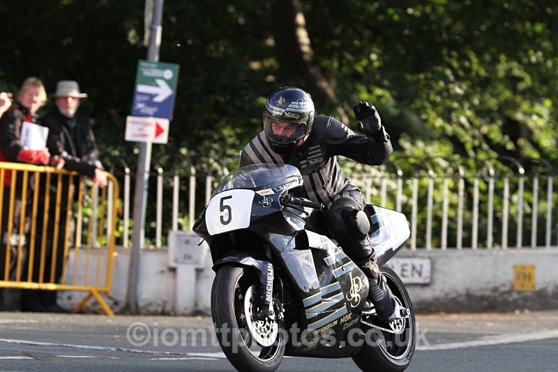 FOM_9988 - Norton Parade Lap