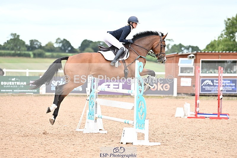 250820B-131532-00738 - Cls 4 Newcomers and 1.10m Open