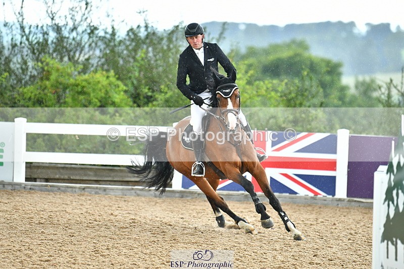 230721A-113324-05741 - Cls 18, 1 Star Silver 1.20m