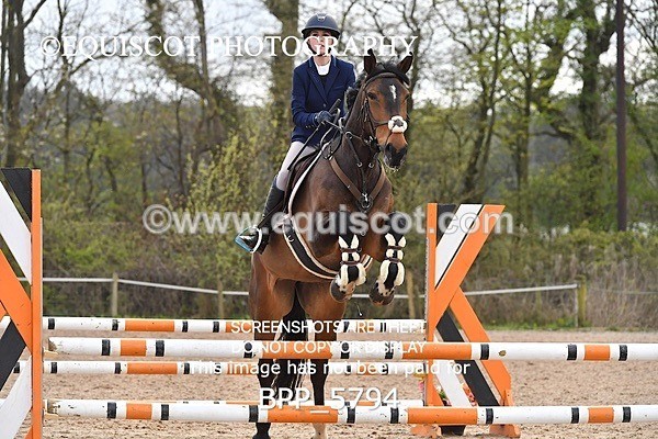 BPP_5794 - CLASS 24 SUN Senior British Novice/ 90cm Open