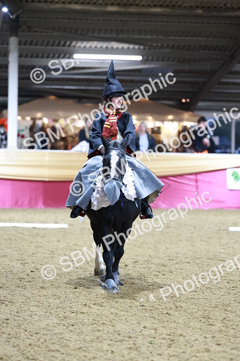 SBM_10250 - Class 62 - Strictly Fancy Dress-Age