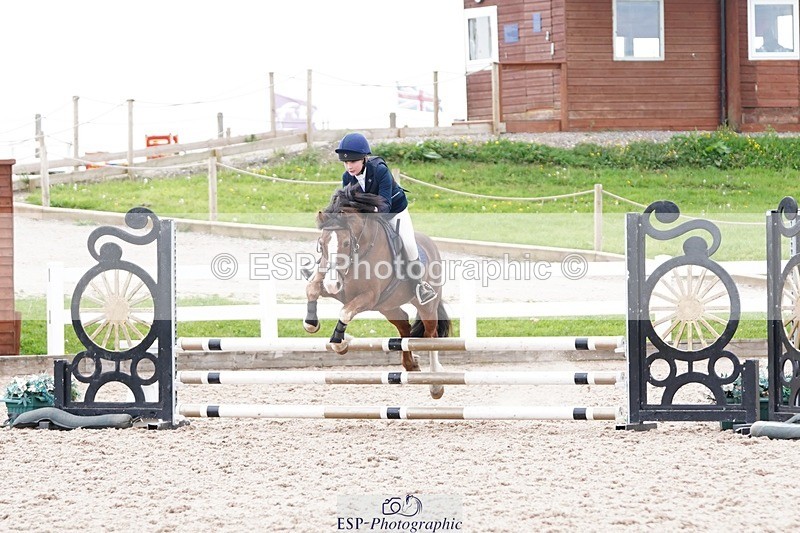 250505-125554-04427 - Cls 20+21 Club and Schools 70cm