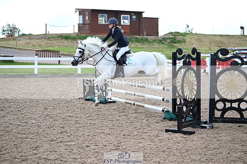 240608A-091125-00062 - Cls 8 Pony British Novice and 80cm Open