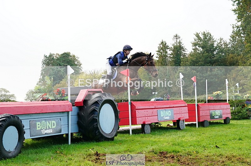 251025A-120140-19384 - F-407-Helen.Jackson
