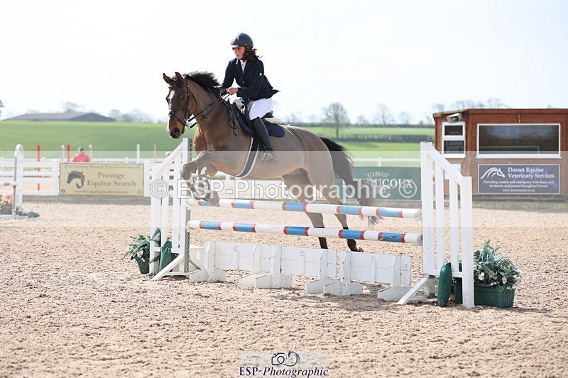 240406A-111205-03000 - Cls 20 British Novice and 90cm Open