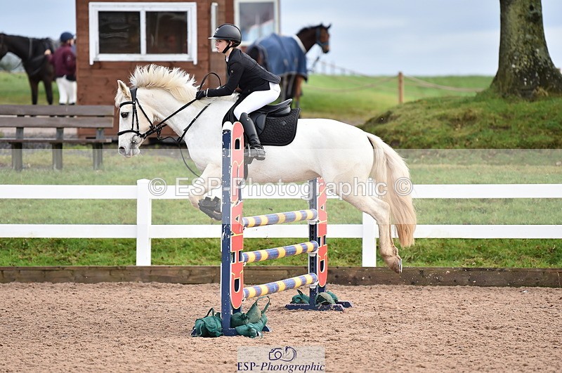 231203A-113048-00890 - Cls 4 Newcomers & 1m Open