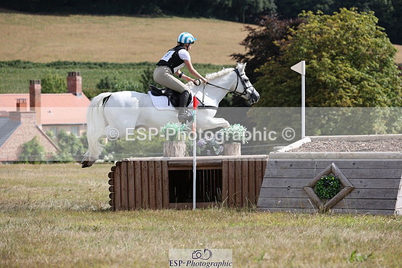 250802A-104342-00968 - B-056-Cecilia.Behagg-JOHNJOE