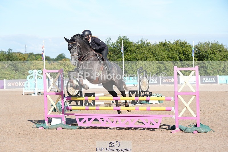 250802-085903-08220 - Cls 19 British Novice and 90cm Open