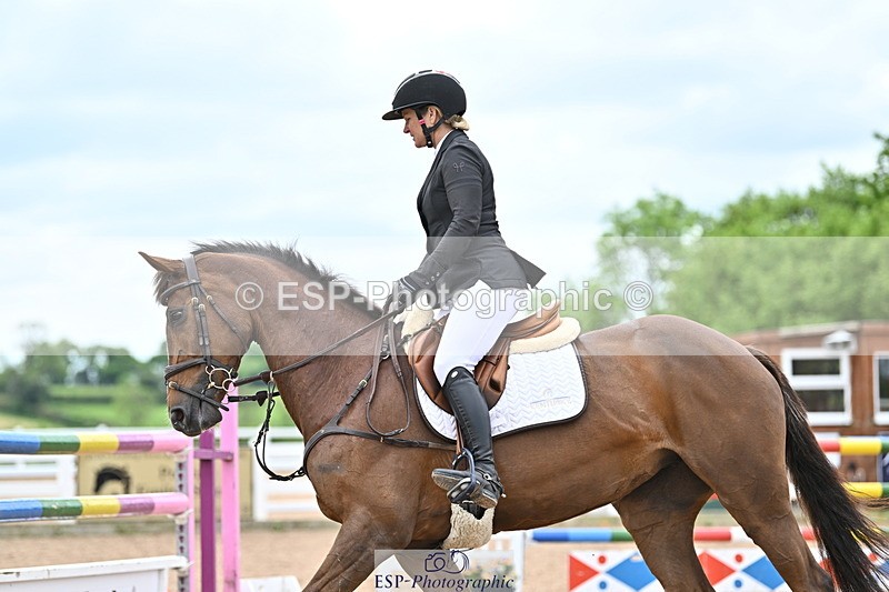 240523A-125709-01846 - Cls 4 Snr 1.20m Open