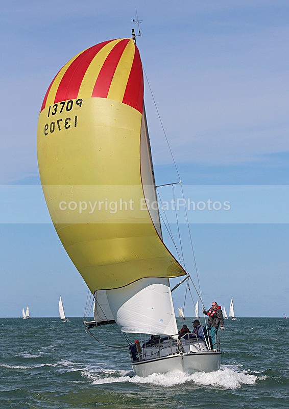 130601 PETREL 13709 WT7A8964 - ROUND THE ISLAND RACE - 1st June 2013