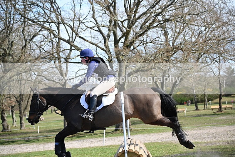 WJ6_2553 - Time 11:00 to 11:24