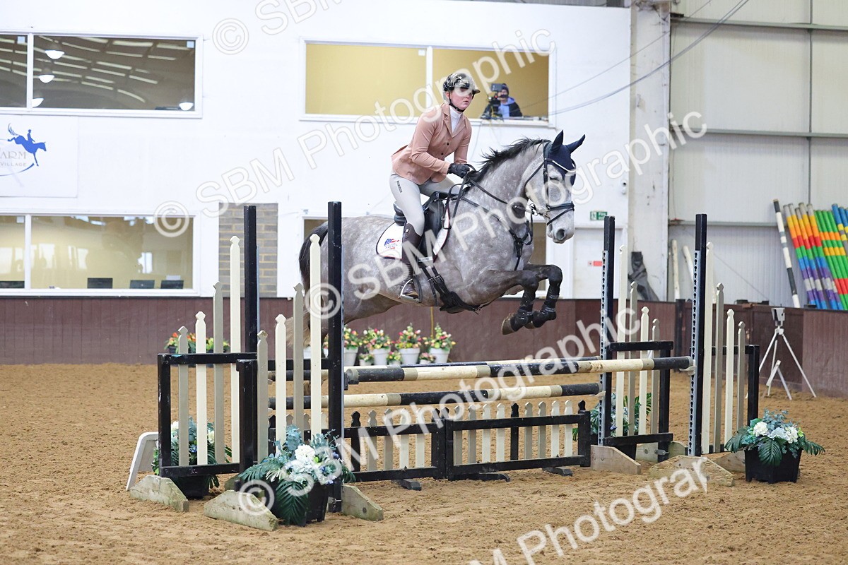 SBM_008255 - Class 21 - Nupafeed Supplements Senior Discovery/ 1m Open - First Round (1.00m)