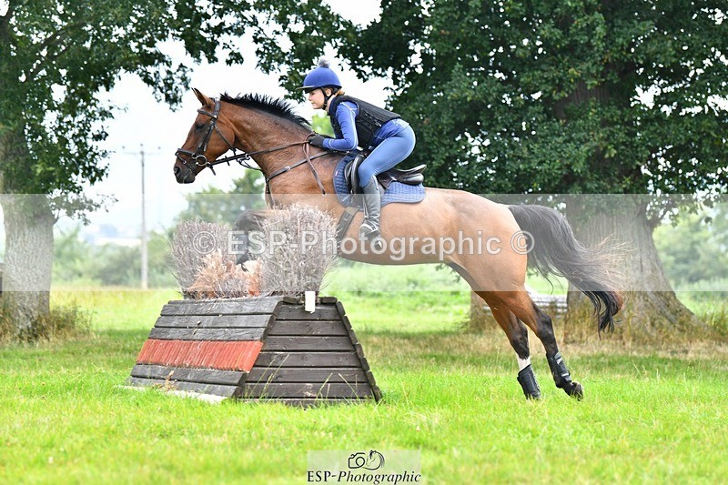 230817-132136-02901 - Abbie's 1st Group - XC