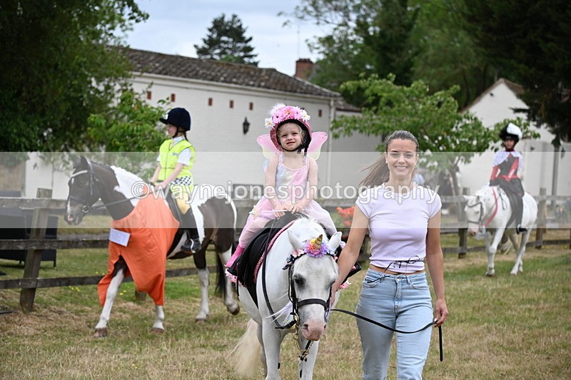 WJ6_4714 - Class 11 Fancy Dress