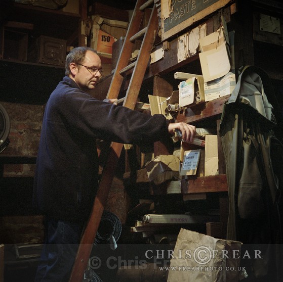 David - Shop Manager - Location Portraits