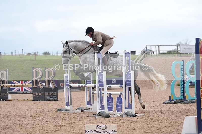 260901-182147-00434 - 90cm Classes