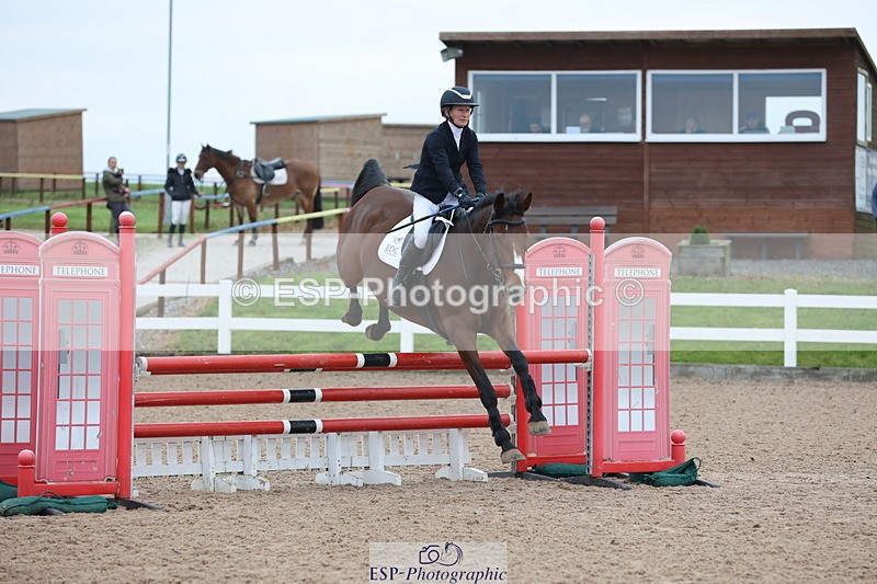 241101A-081349-00118 - FRI Cls 2 British Novice and 90cm Open