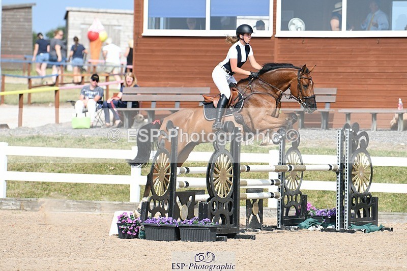 250725-165102-04025 - Cls 10 1.05m Amateur Quali