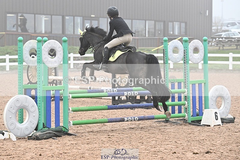 260308-141817-03178 - Cls 15 British Novice and 80cm